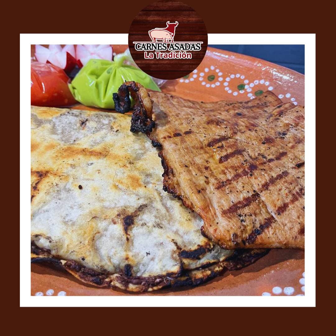 Tlayuda de Arrachera