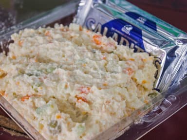 Sándwich Ensalada de Pollo