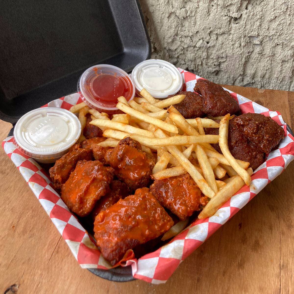 Boneless Pareja