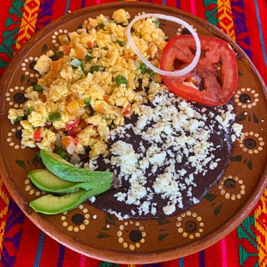 Huevos A La Mexicana