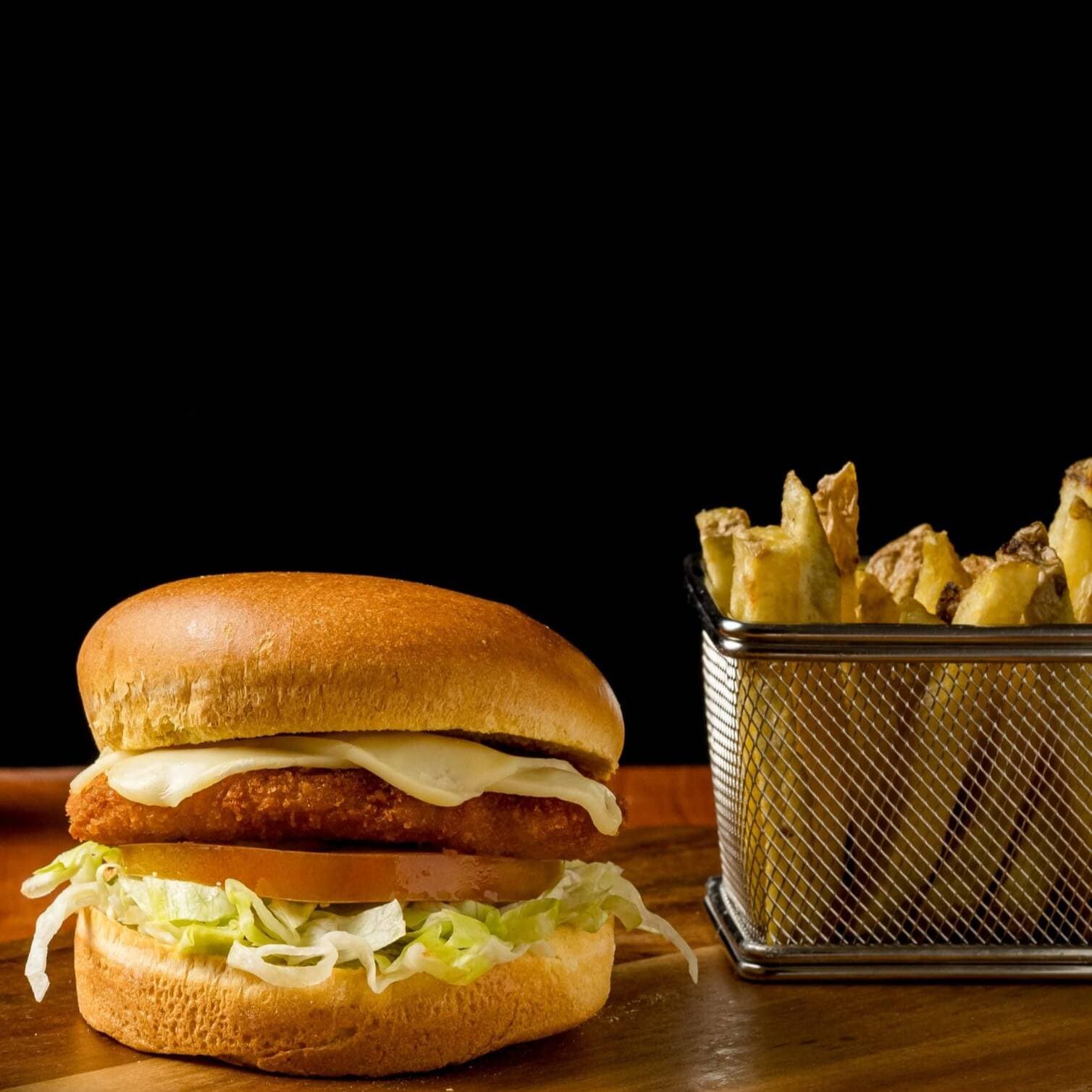 CRISPY BURGER & FRIES🍟