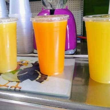 Jugo de Naranja 100% Natural Fresco