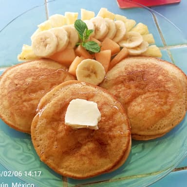 HOT CAKES TROPICALES
