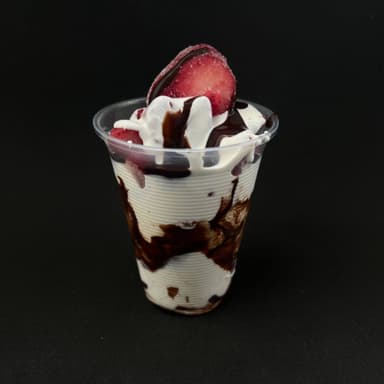 FRESAS CON CREMA