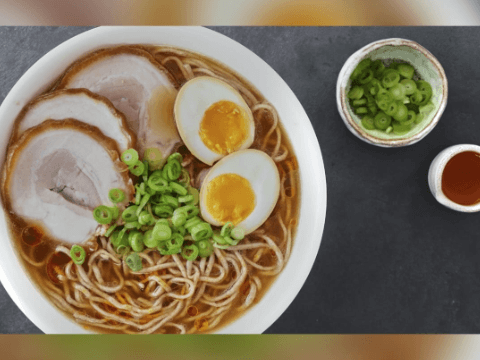 PAPAS RAMEN Y +