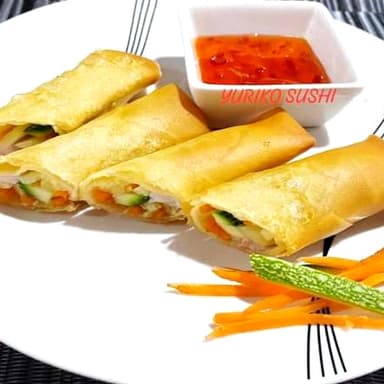 Rollos Primavera de Pollo 2 Piezas