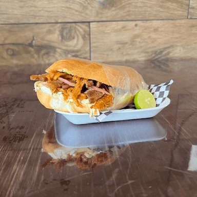 Torta de Milanesa + Cochinita Pibil