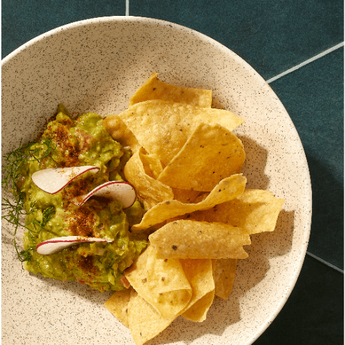 Guacamole y Totopos