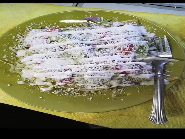 Antojitos Mexicanos Y Birria ''La Morena''.