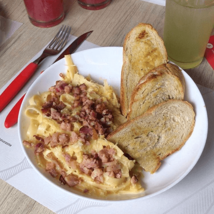 Combo Pasta Carbonara + Gaseosa 250ml