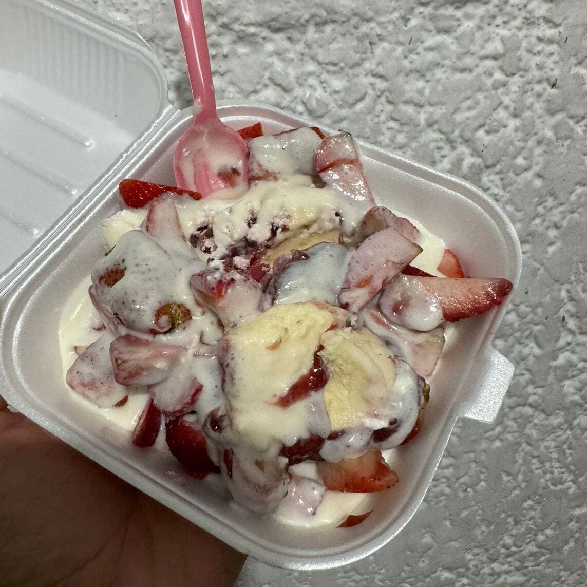 Fresas con Crema y Cheesecake