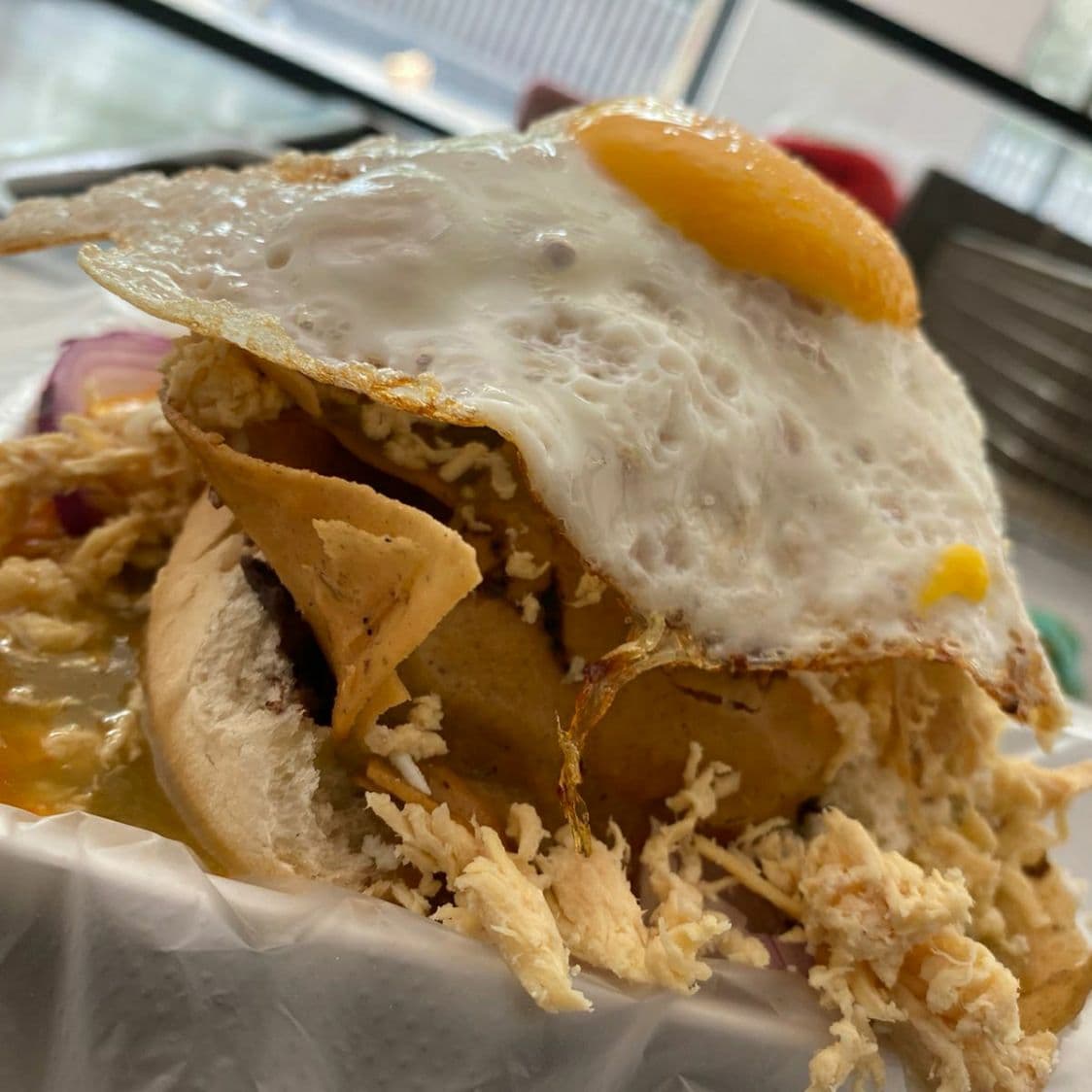 Torta de Chilaquiles