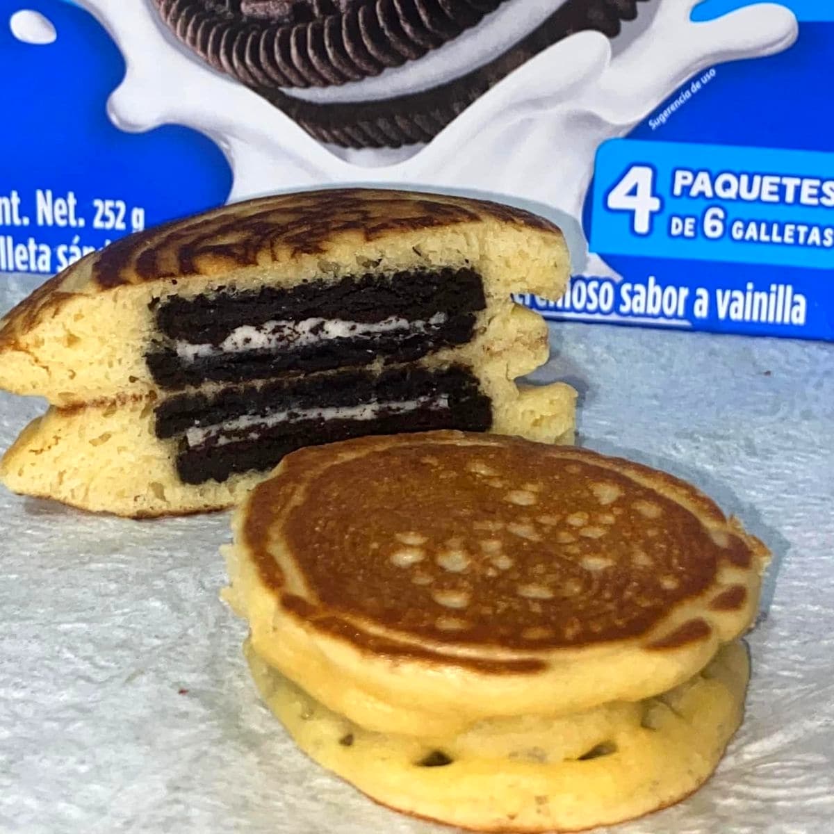 Mini hotcakes rellenos de OREO (6pz)