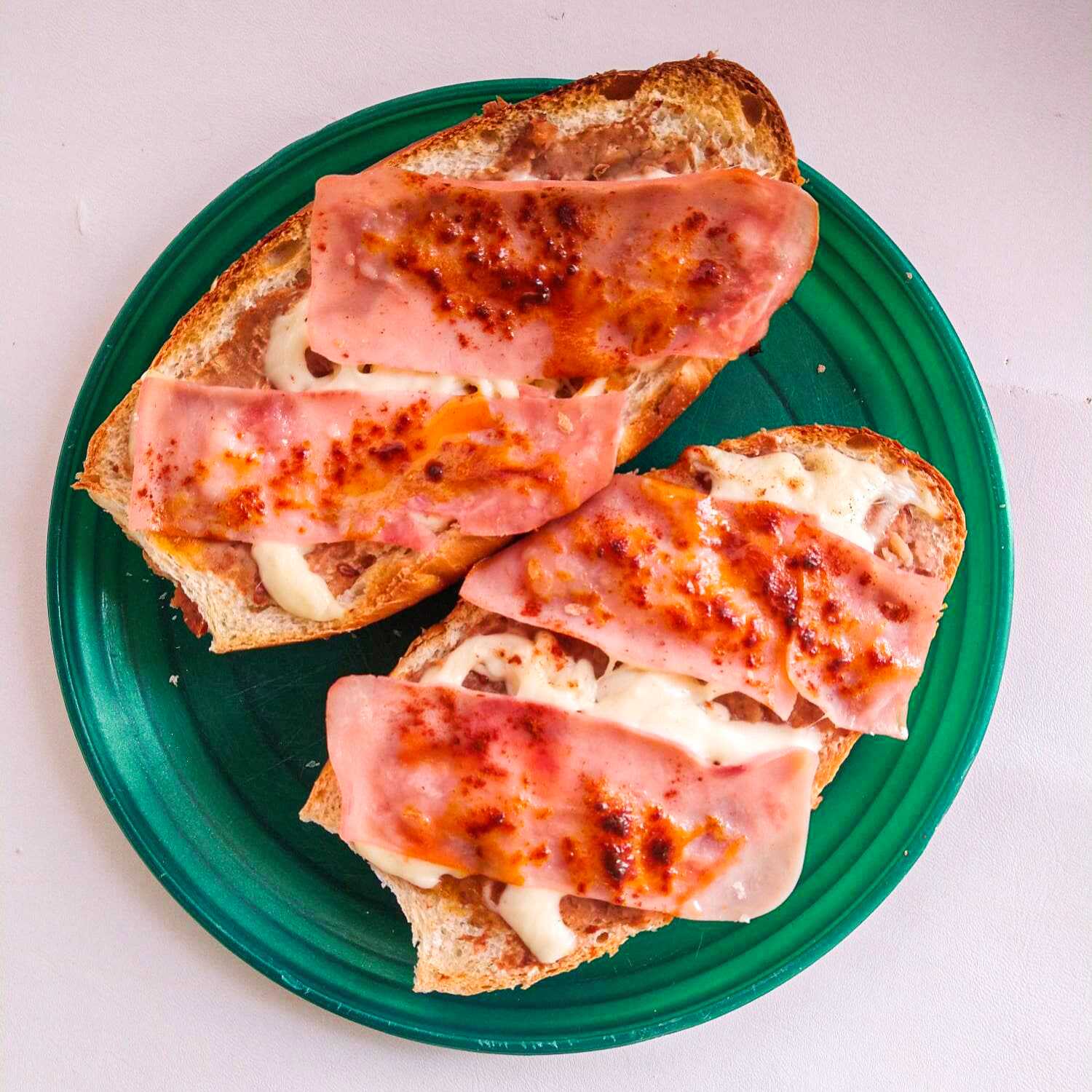 Molletes Especiales con Jamón