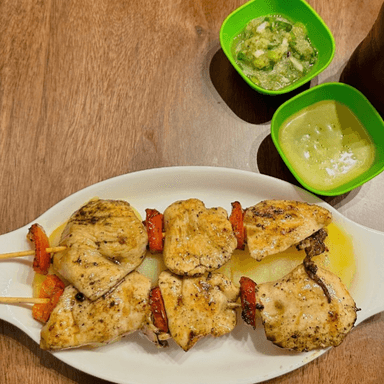 Porción de Brochetas de Pollo 2 Palitos