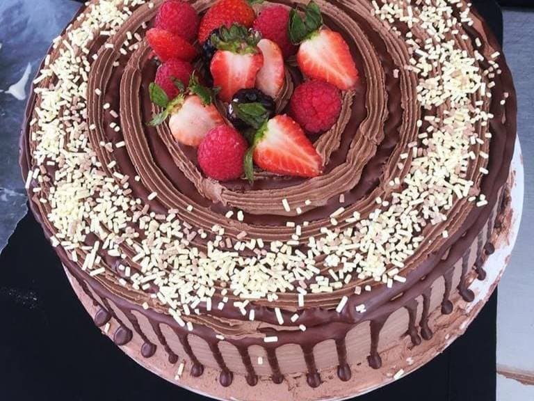 Fresas de 3 Leches Chocolate Grande