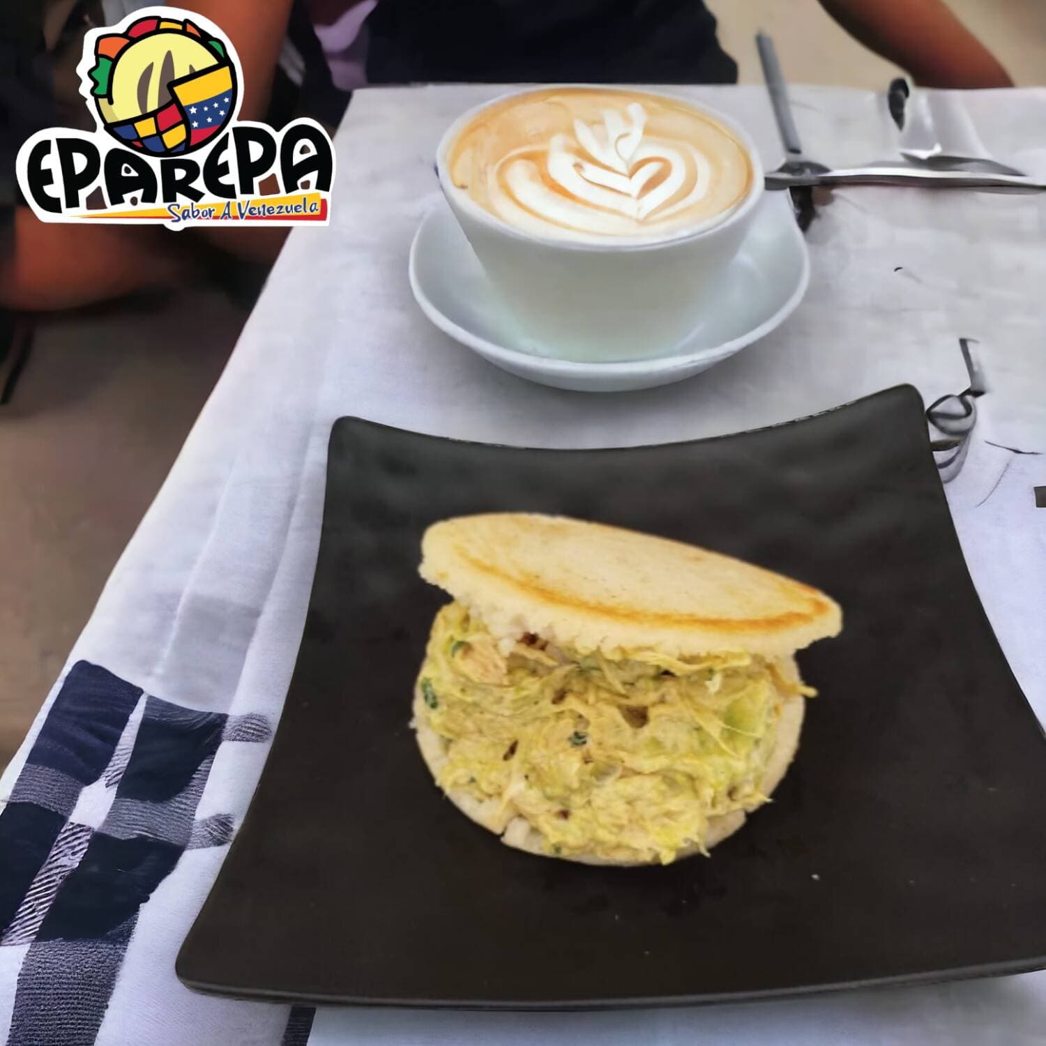 Arepa Reina Pepiada