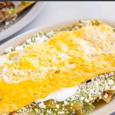 Chilaquiles con Huevo