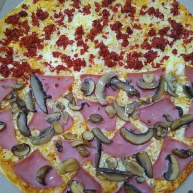 Combo-2 Pizzas Grandes  de 4 a 5 Ingredientes