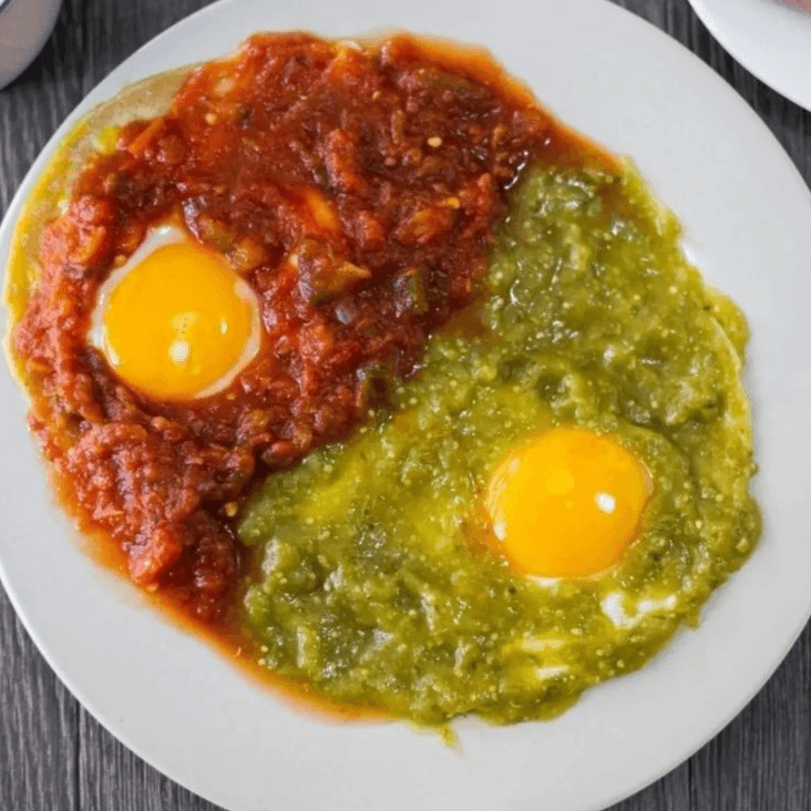 Huevos Divorciados