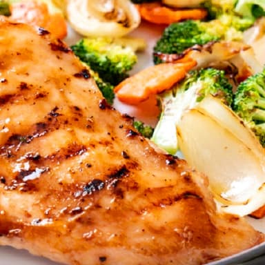 Filete de Pollo a la Parrilla 200 Gr. - Típico