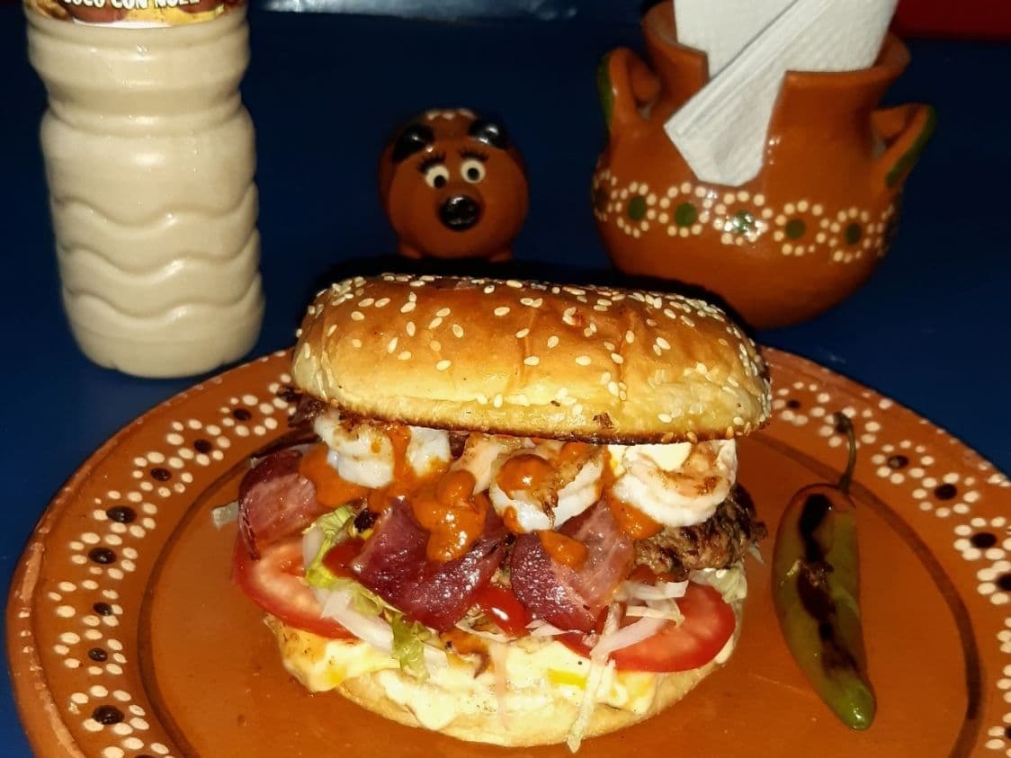 Hamburguesa Clásica con Camarón