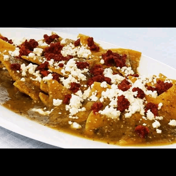Chilaquiles con Chorizo