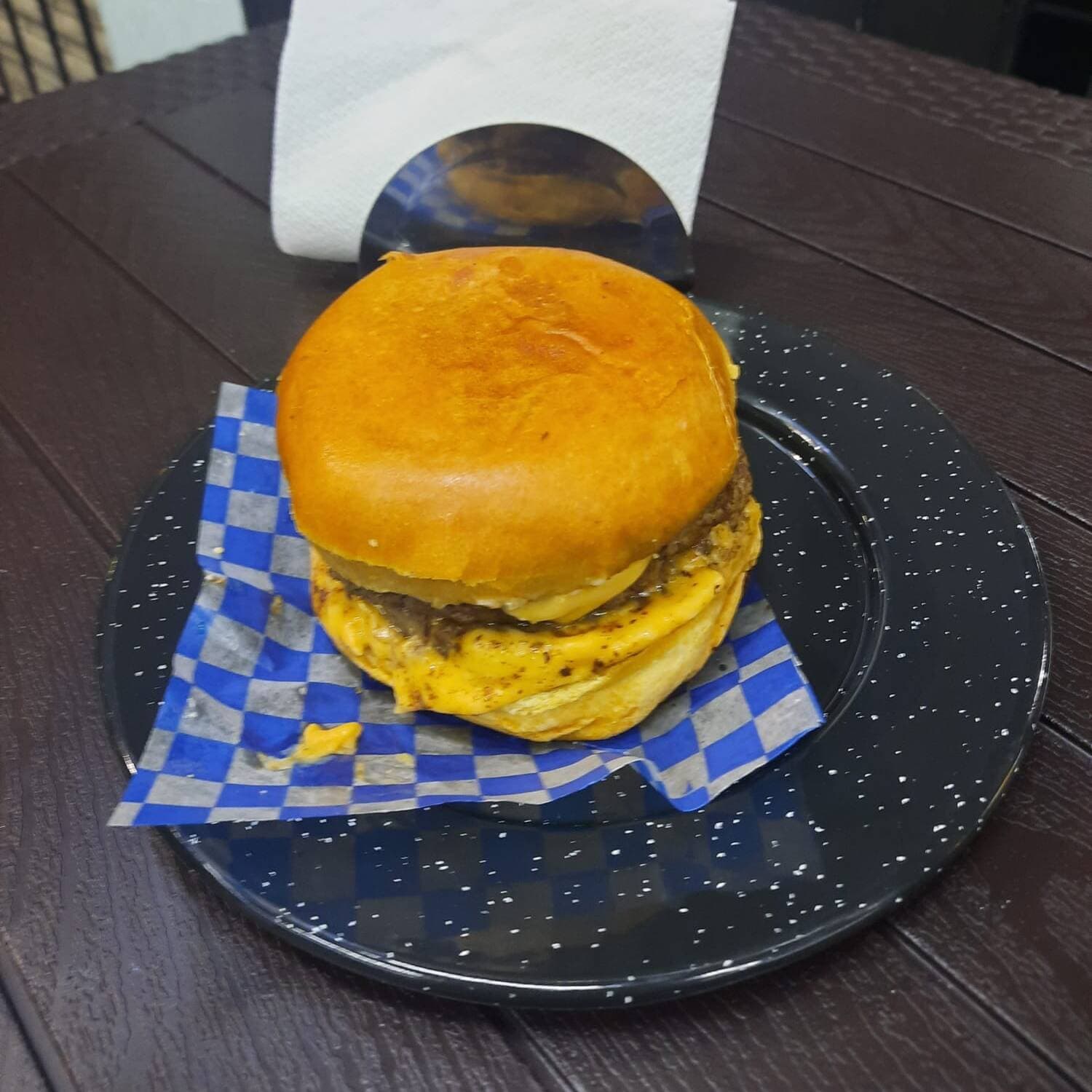 Hamburguesa con queso y tocino