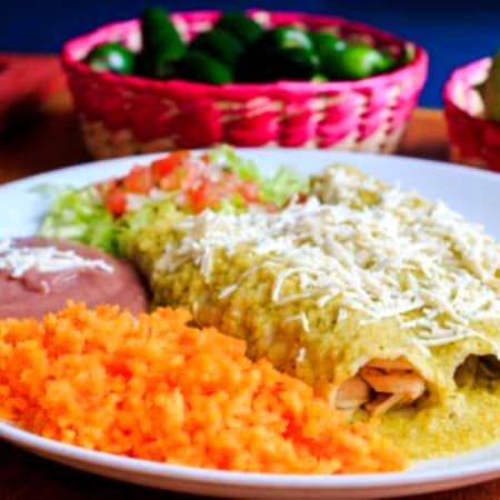 Enchiladas Verdes de Pollo