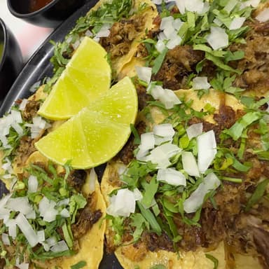 Orden de Tacos de Suadero