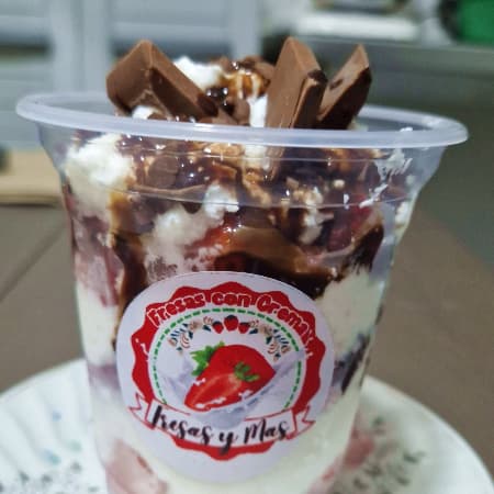 Fresas con Crema Chocolatina JET