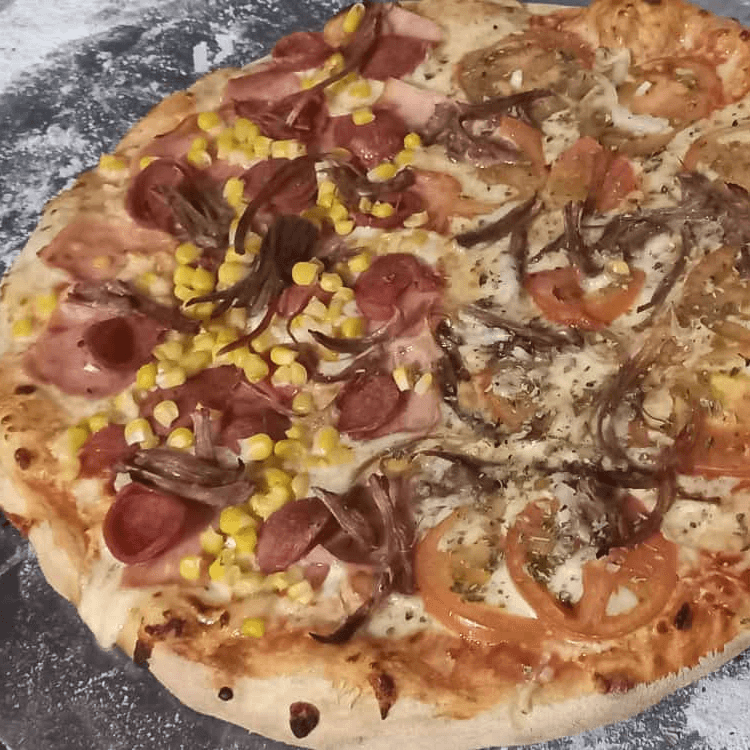 Pizza Personal 24 CM 4 Porciones