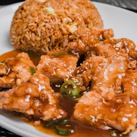 Pollo Chijaukay con Chaufa