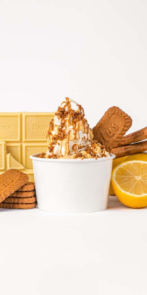 Vaso de helado de Lemon Pay con topping