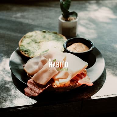 Bagel D'Luxe