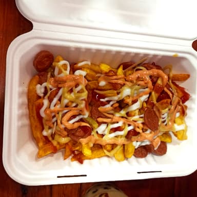 Salchipapa