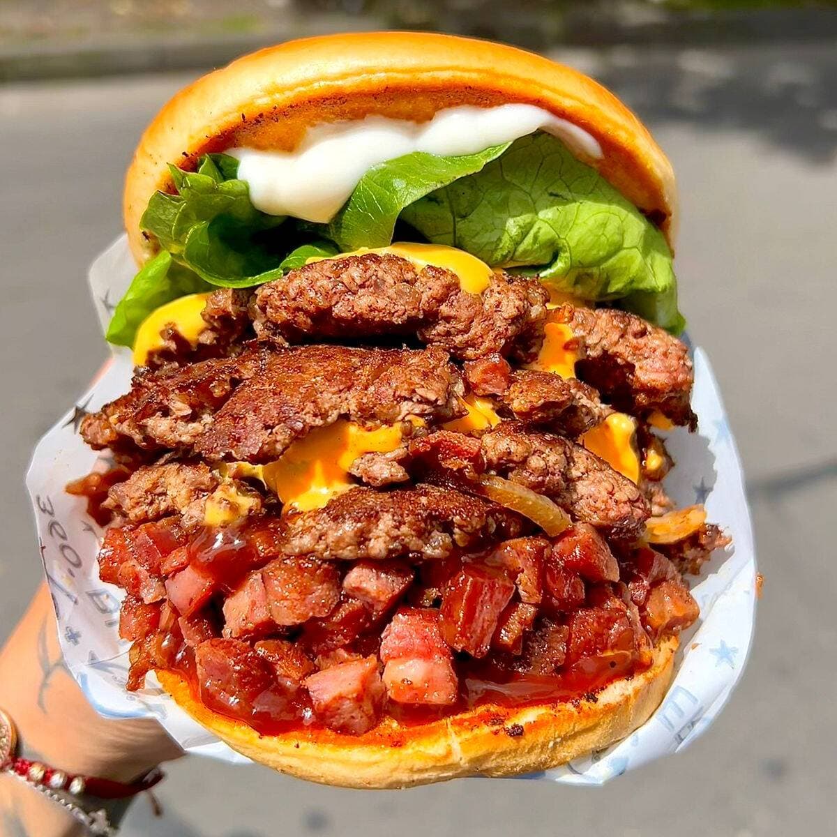 Costillas Smash Onion Burger
