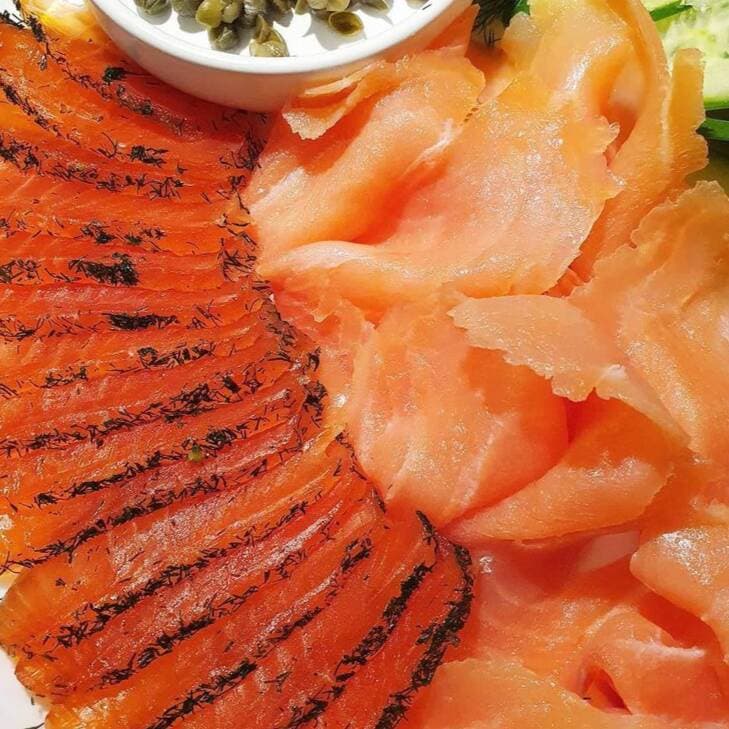 SALMÓN AHUMADO