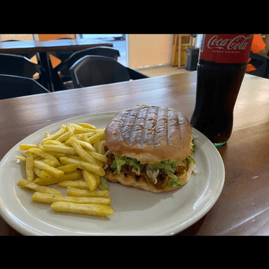 Torta de Cochinita Acompañas de Papas