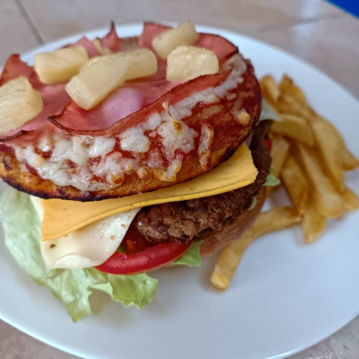 Burger Pizza.