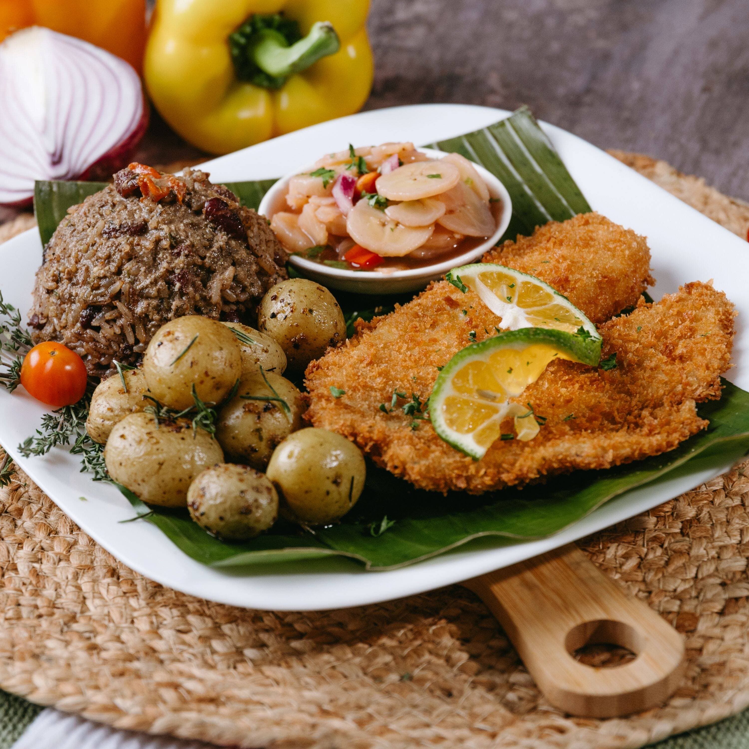 Rice and Beans con PESCADO + Bebida