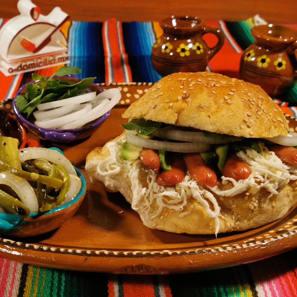 Cemita de Salchicha