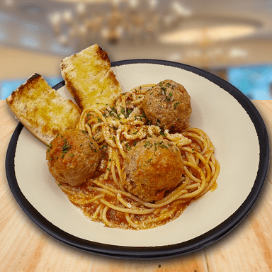 Espagueti con albóndigas