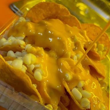Nachos con Elote