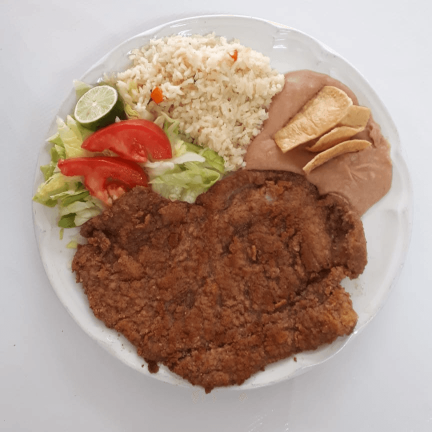 Milanesa de Res Empanizada
