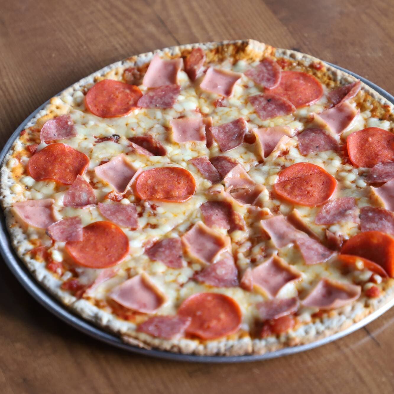 Pizza Carnes Frías