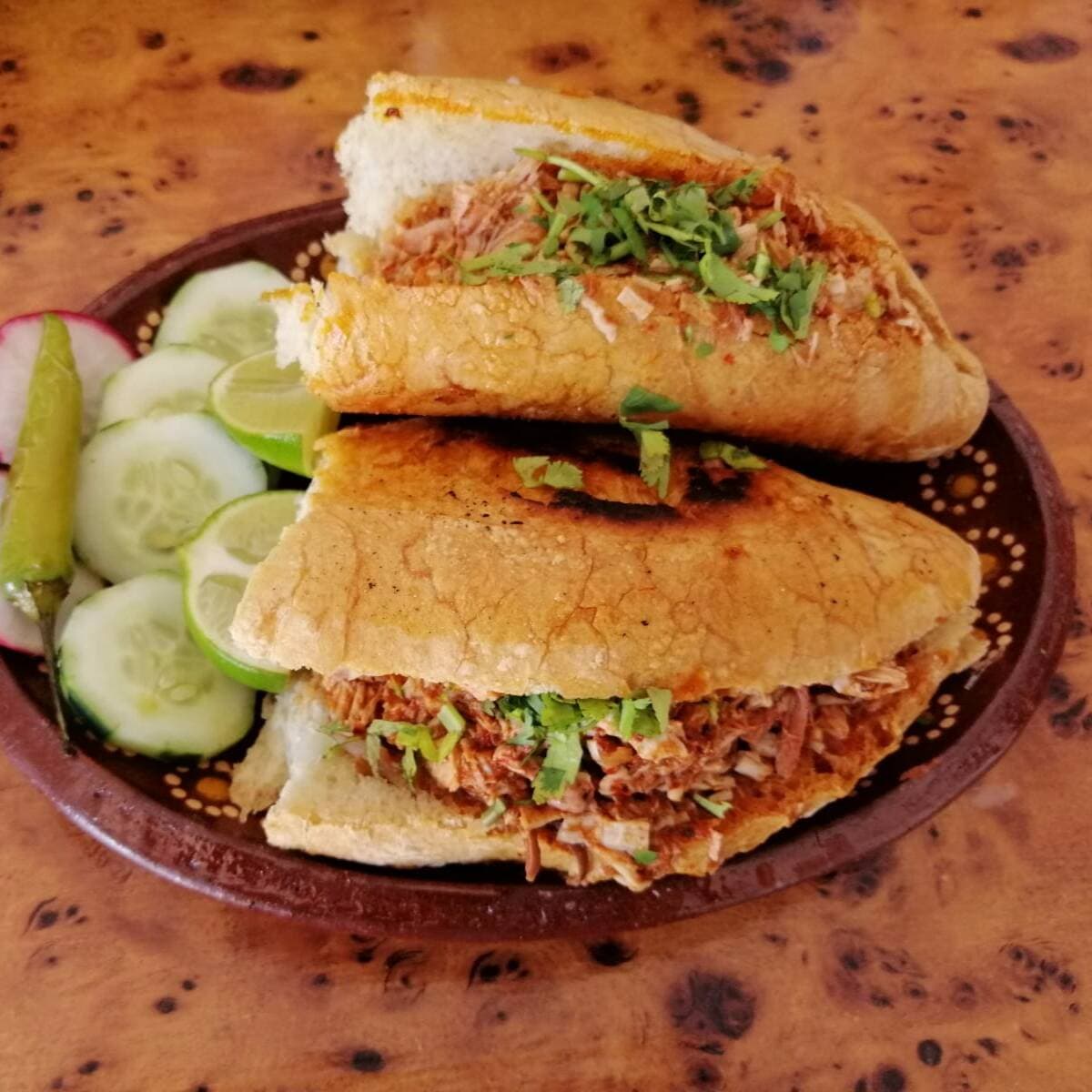ORDEN DE 2 TORTAS DE BIRRIA