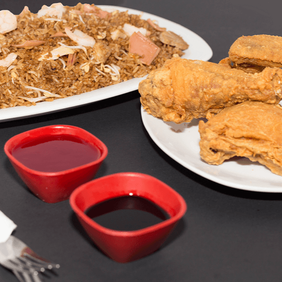 Chow fan a la valenciana ( 1/2 pollo broasted)
