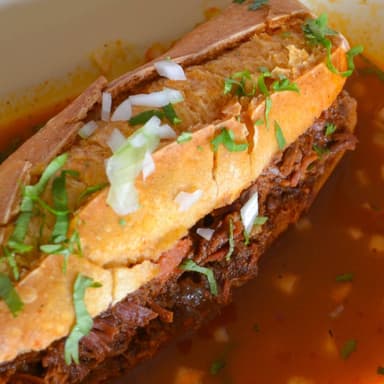 Torta Ahogada de Birria Tamaño Normal