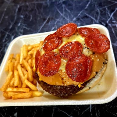 HAMBURGUESA DE PEPPERONI